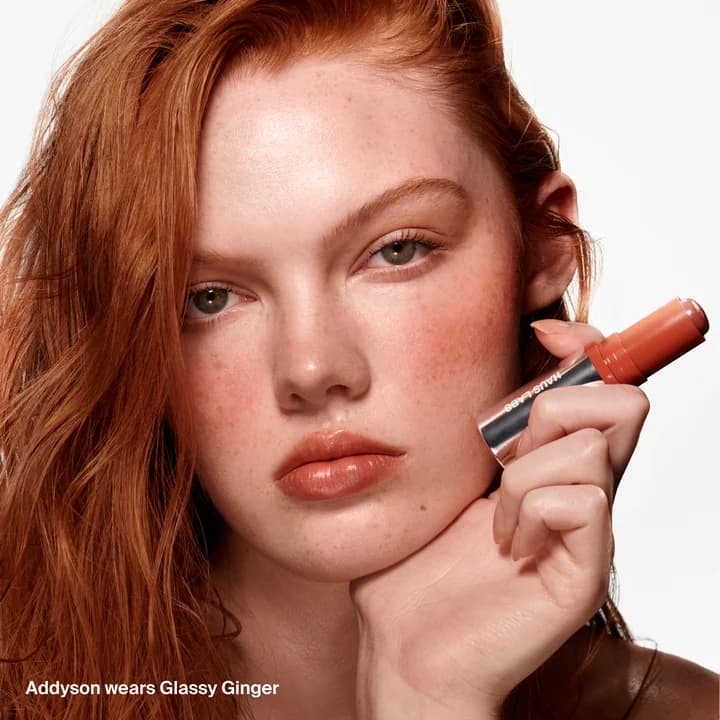 COLOR FUSE GLASSY BLUSH BALM — foto 2